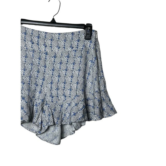 1715. ANTHROPOLOGIE MAEVE PINEAPPLE RUFFLE SHORTS SIZE 0 BLUE/WHITE/BLACK COLOR‎ - Picture 3 of 8